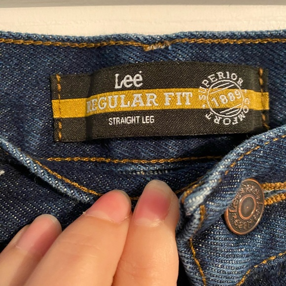 LEE men’s regular fit straight leg dark blue jeans size: 34x30 - Picture 2 of 8